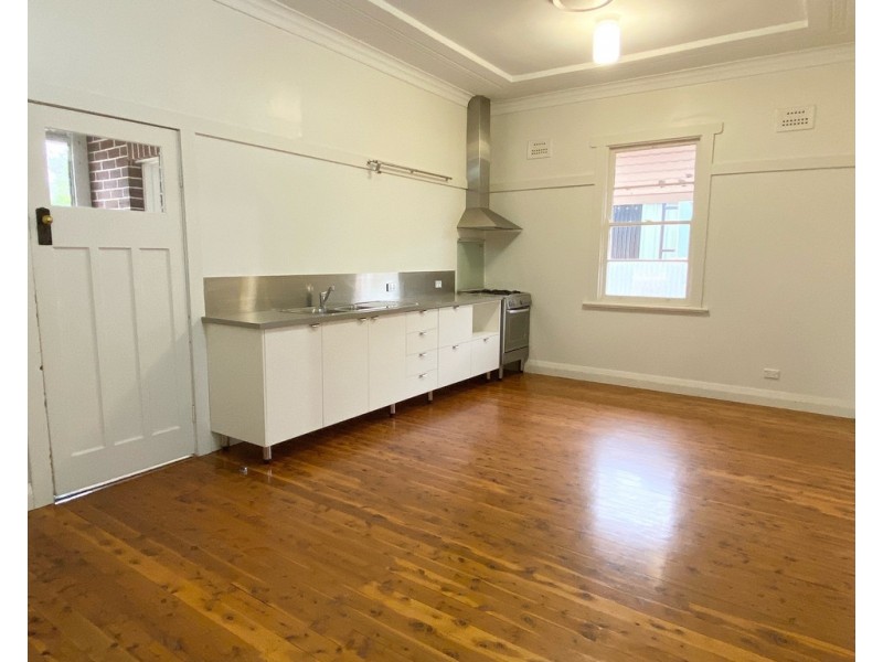 21 HYANDRA STREET, Griffith NSW 2680
