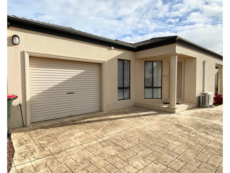 8B EAST STREET, Yoogali NSW 2680