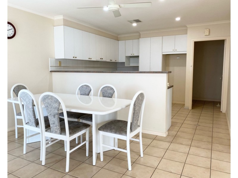 8B EAST STREET, Yoogali NSW 2680