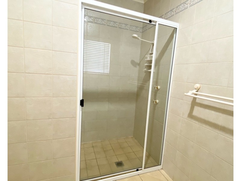 8B EAST STREET, Yoogali NSW 2680