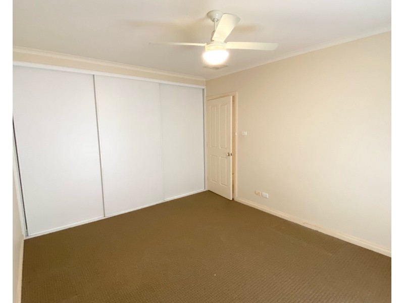8B EAST STREET, Yoogali NSW 2680