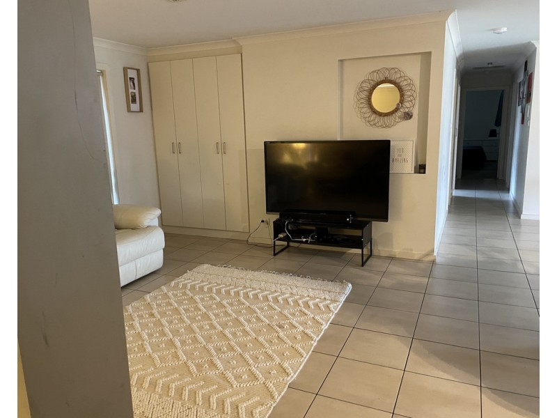 39 Walla Avenue, Griffith NSW 2680