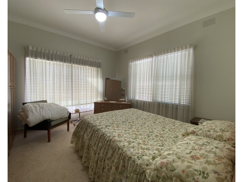 62 Gordon Avenue, Griffith NSW 2680