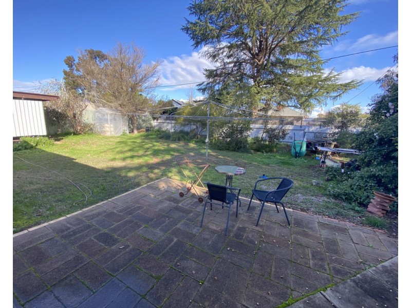 62 Gordon Avenue, Griffith NSW 2680