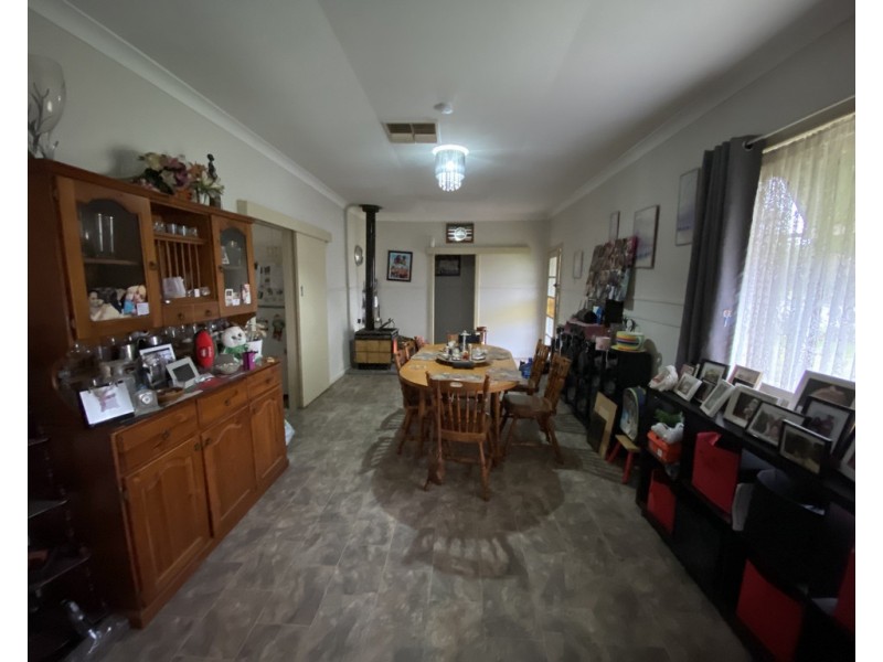 1 Napier Street, Goolgowi NSW 2652