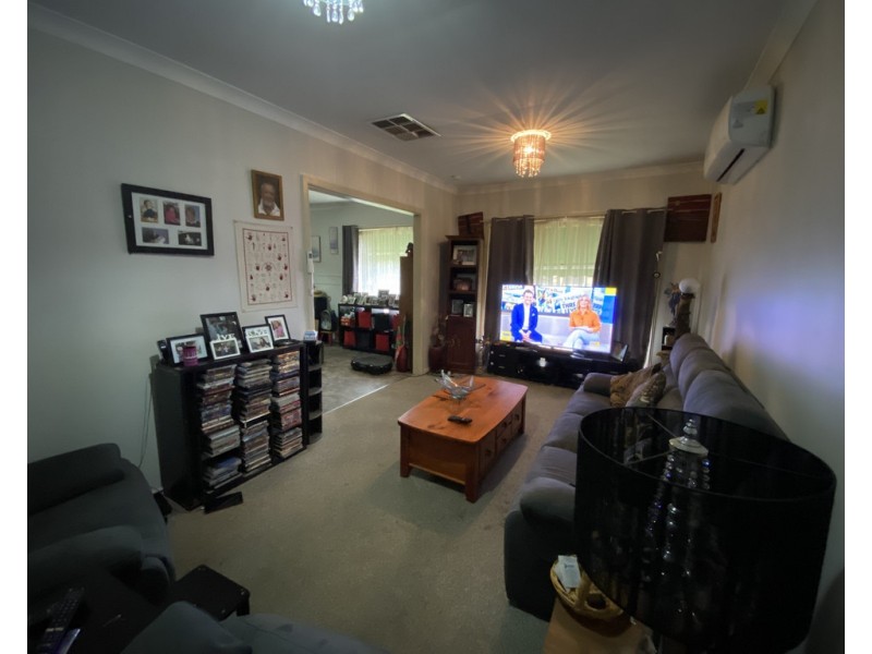 1 Napier Street, Goolgowi NSW 2652