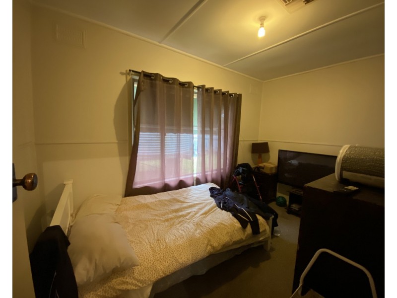 1 Napier Street, Goolgowi NSW 2652