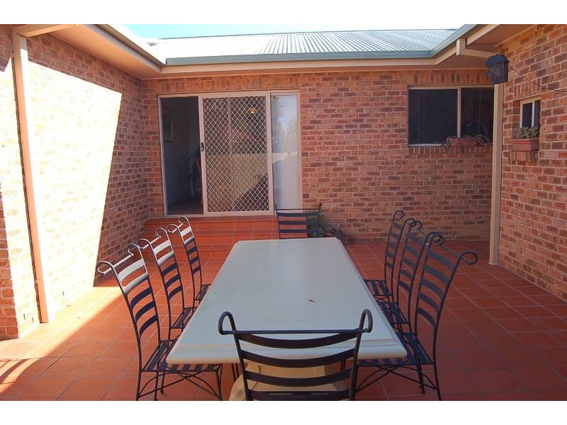 2 Elder Road, Griffith NSW 2680