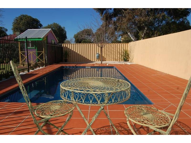 2 Elder Road, Griffith NSW 2680