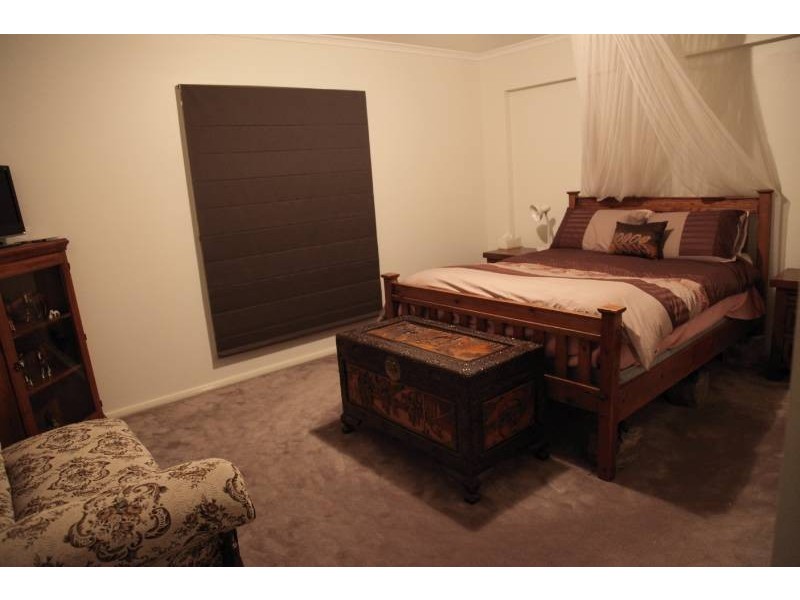 5 Elizabeth Drive, Lake Wyangan NSW 2680