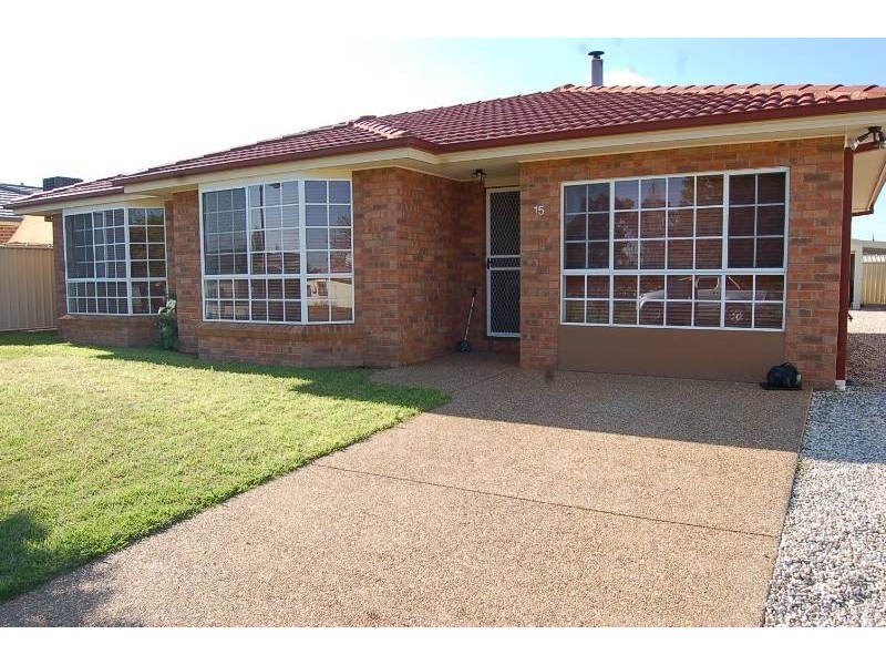 15 Foreshaw Avenue, Griffith NSW 2680
