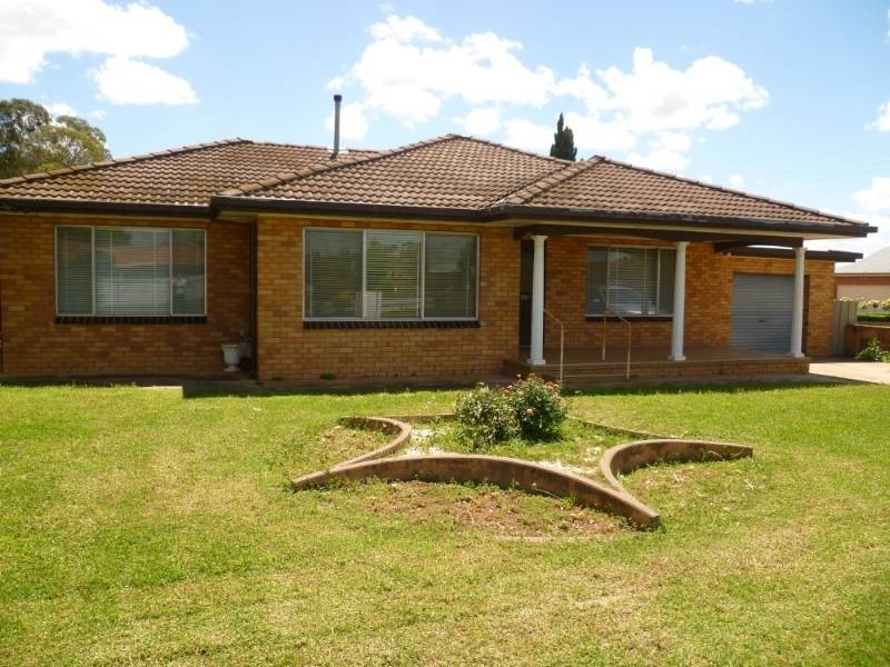 45 Wilga Street, Hanwood NSW 2680