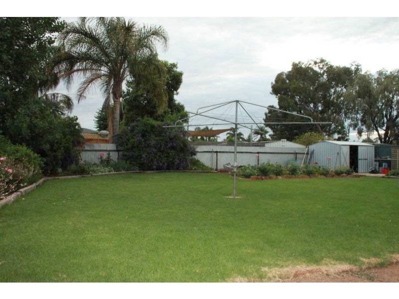 6 Henry Street, Yenda NSW 2681