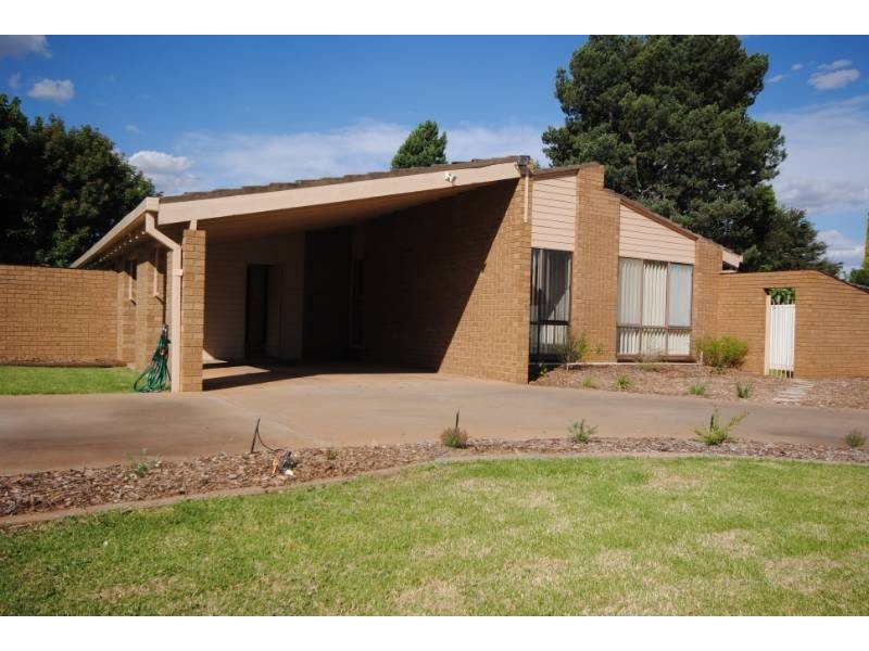 19  Webster Street, Griffith NSW 2680