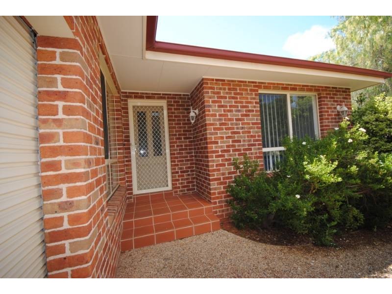 Unit 3, 3 Boonah Street, Griffith NSW 2680