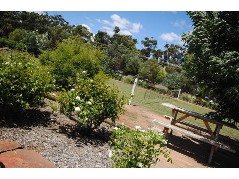 9  Fawcett Drive, Lake Wyangan NSW 2680