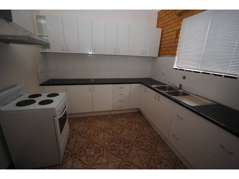 38 Lawson Crescent, Griffith NSW 2680