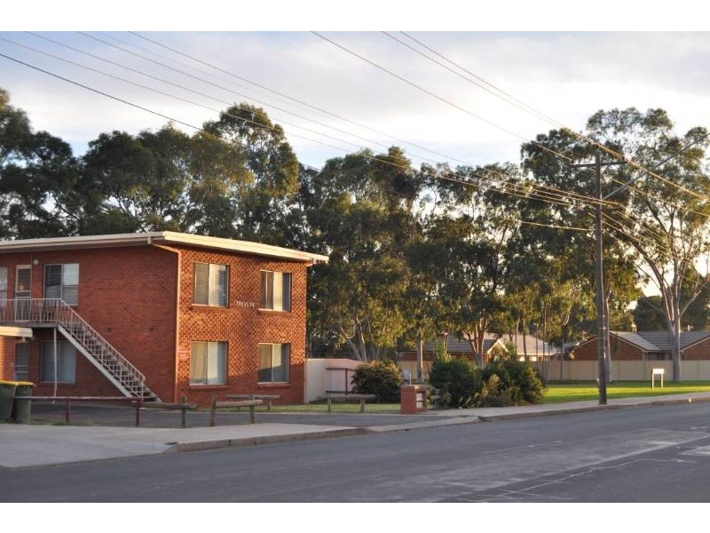 248 Wakaden Street, Griffith NSW 2680