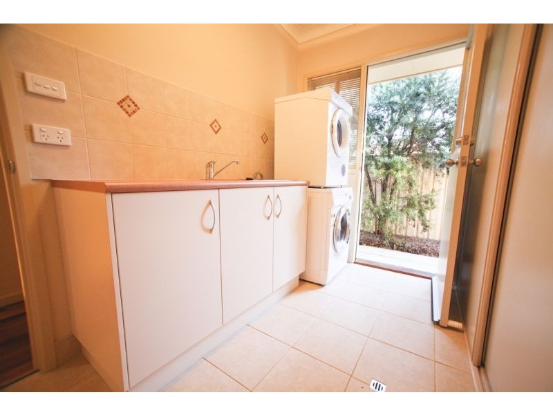 2 Mardon Place, Griffith NSW 2680