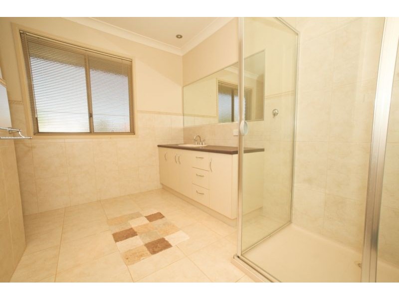 2 Mardon Place, Griffith NSW 2680