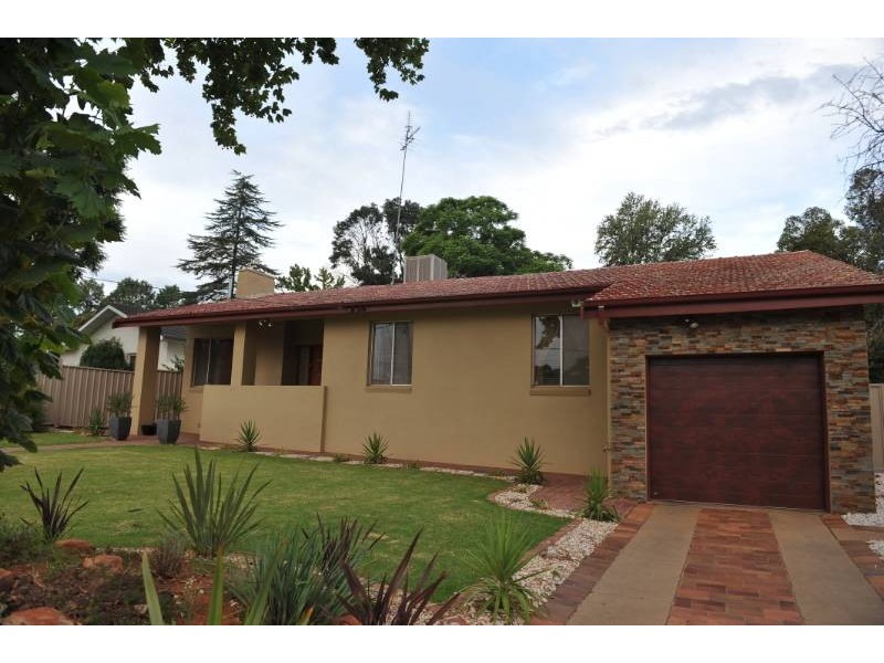 9  Kelly Avenue, Griffith NSW 2680