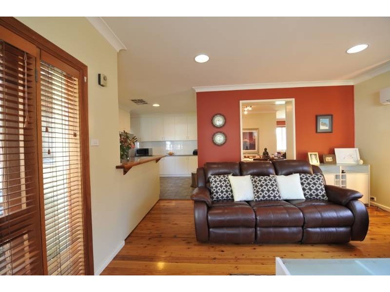 9  Kelly Avenue, Griffith NSW 2680