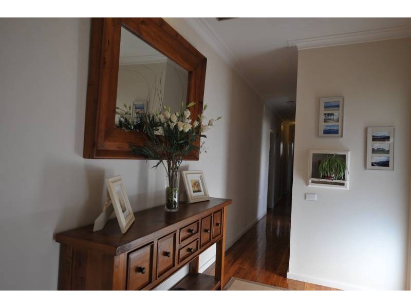 9  Kelly Avenue, Griffith NSW 2680