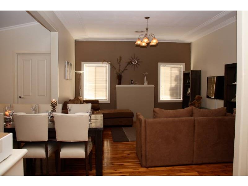 64  Coolah Street, Griffith NSW 2680