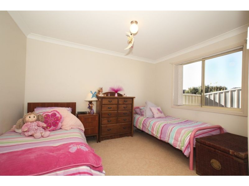 2/16 POWYS PLACE, Griffith NSW 2680