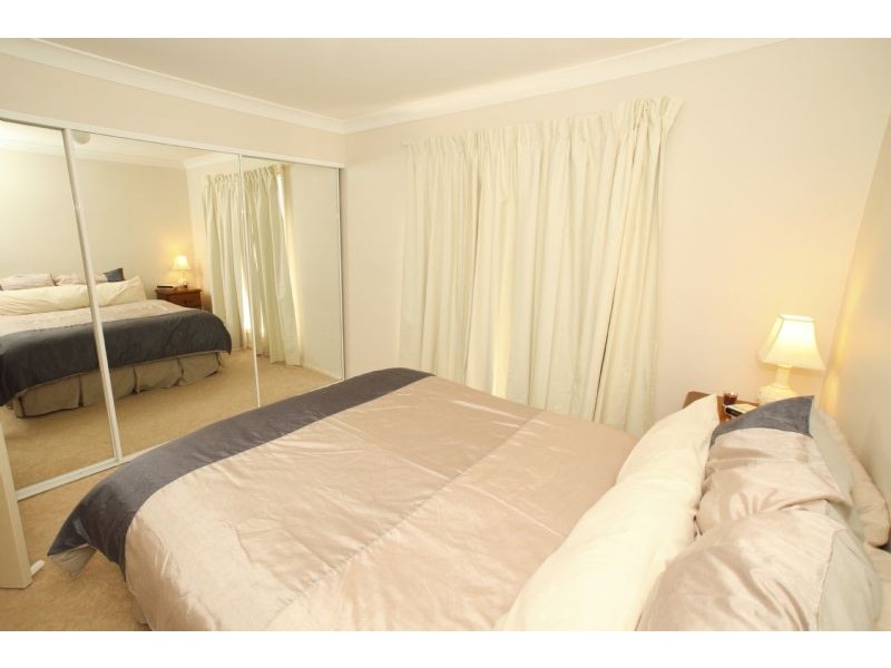 2/16 POWYS PLACE, Griffith NSW 2680