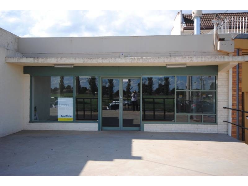 10 PROBERT AVENUE, Griffith NSW 2680