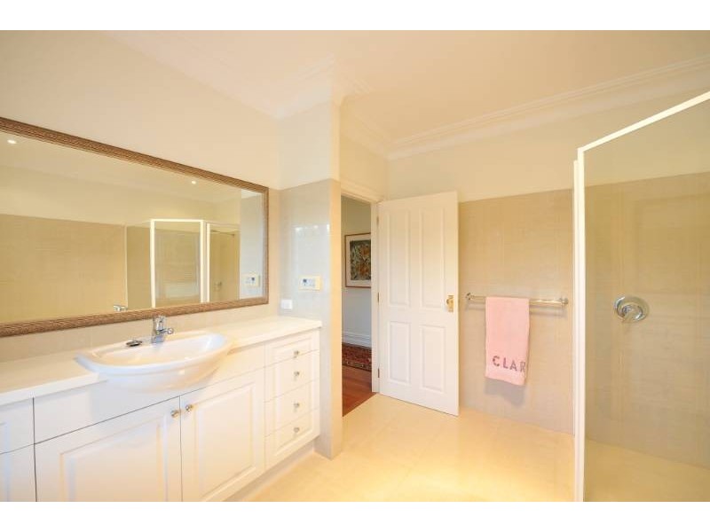 4 Ignatius Court, Yoogali NSW 2680