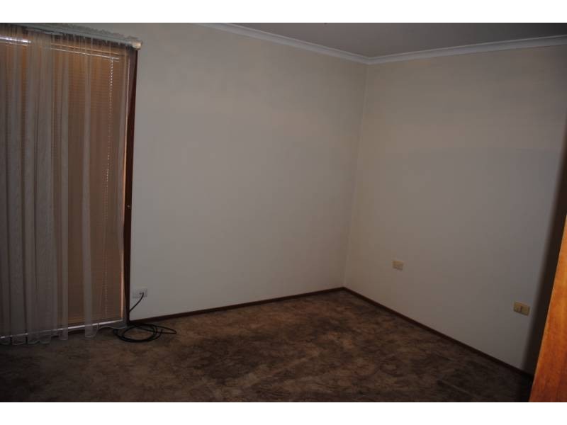 Unit 5, 2-4 Hoad Street, Griffith NSW 2680