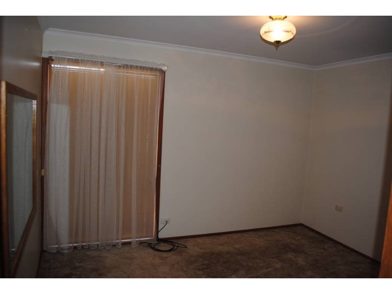 Unit 5, 2-4 Hoad Street, Griffith NSW 2680