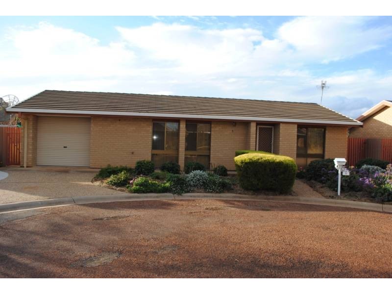 Unit 5, 2-4 Hoad Street, Griffith NSW 2680