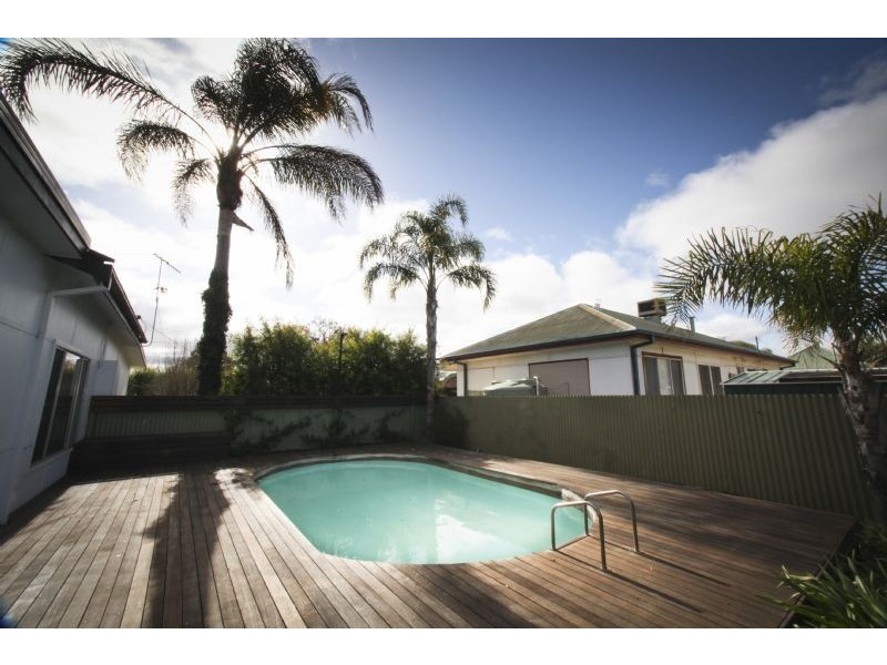 28 Wilga Street, Hanwood NSW 2680