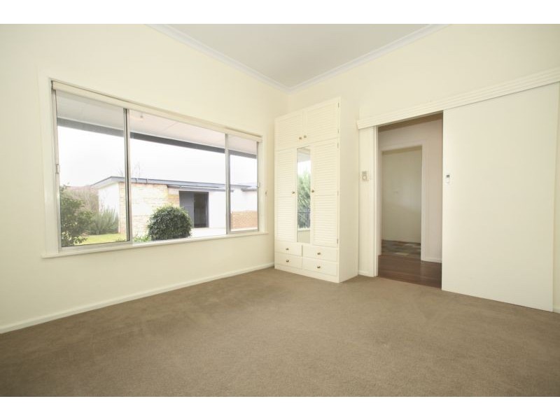 28 Wilga Street, Hanwood NSW 2680