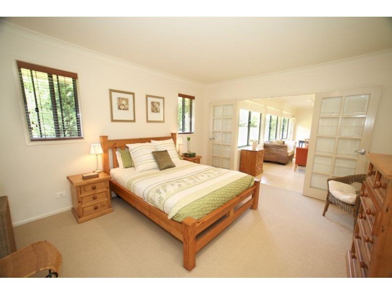 3 Elizabeth Drive, Lake Wyangan NSW 2680