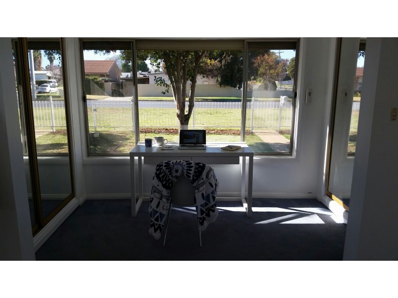 126 Merrigal Street, Griffith NSW 2680