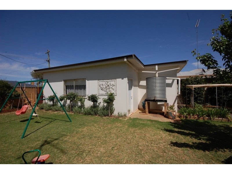 2 Turner Street, Griffith NSW 2680