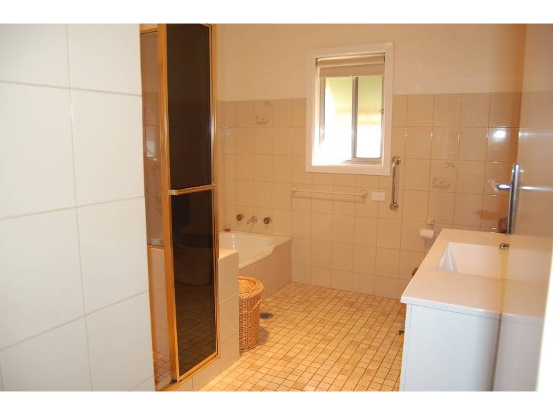 22 Thorby Crescent, Griffith NSW 2680