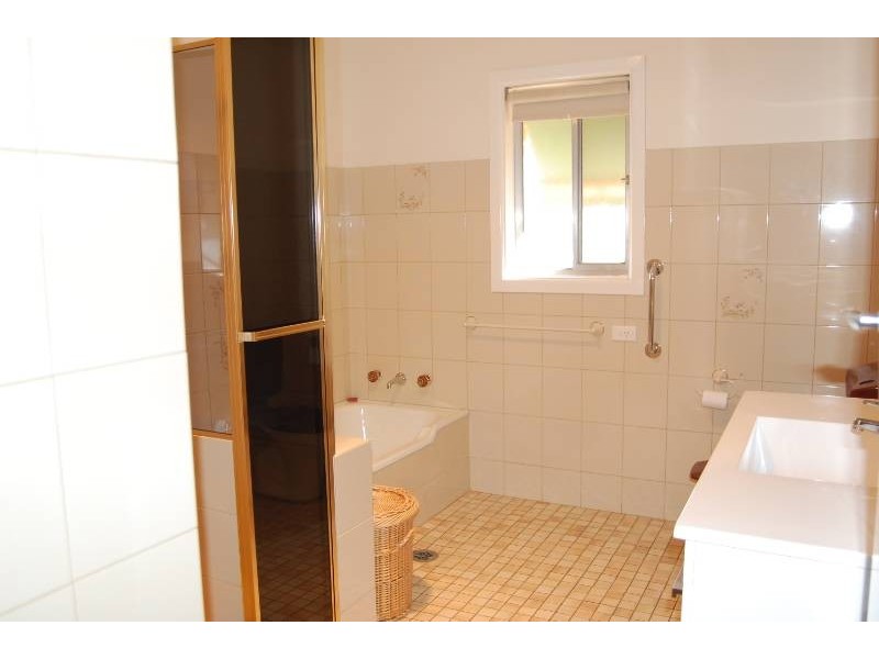 22 Thorby Crescent, Griffith NSW 2680