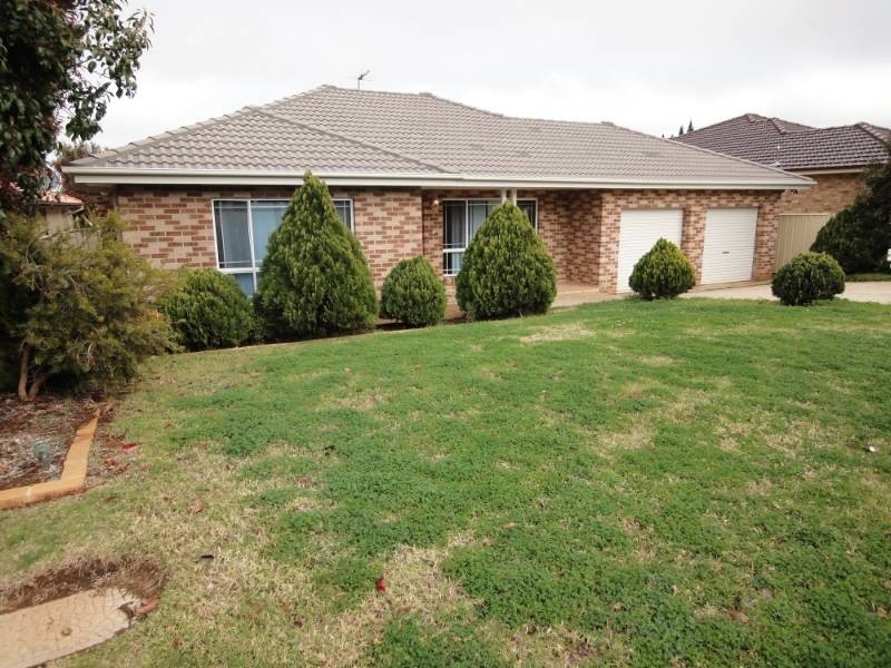 20 Nelson Dr, Griffith NSW 2680