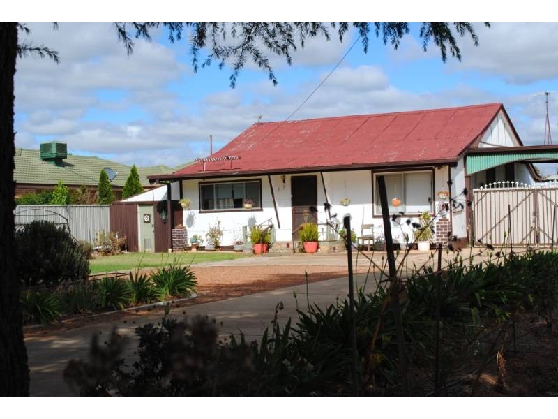 40  Murrumbidgee Avenue, Griffith NSW 2680