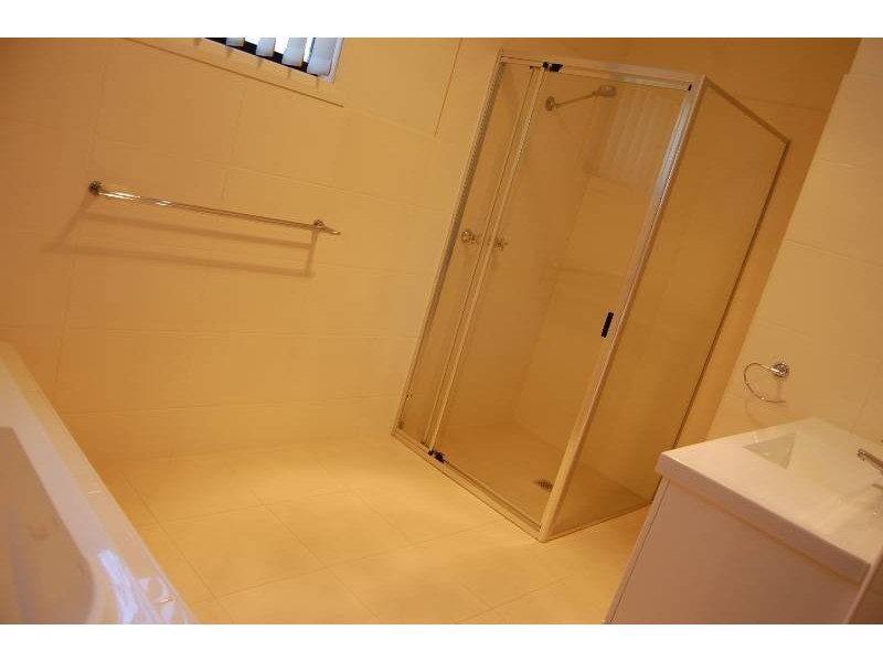 7 Wattle Street, Hanwood NSW 2680