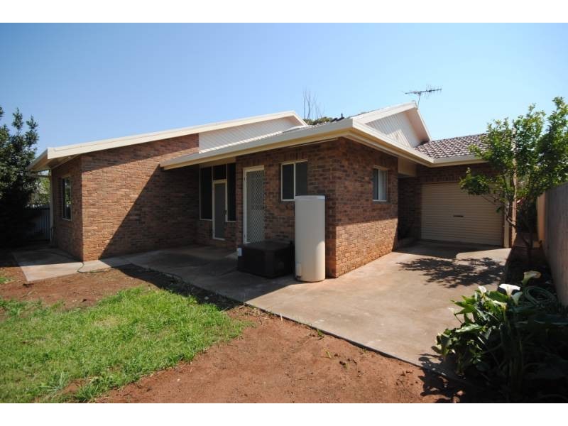 80 Binya Street, Griffith NSW 2680