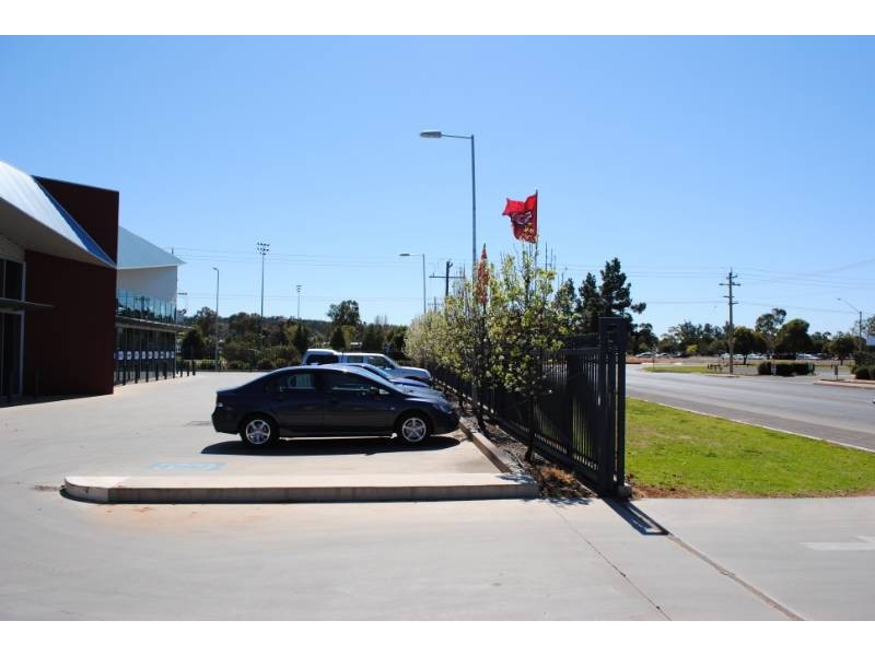 124-126 WAKADEN STREET, Griffith NSW 2680