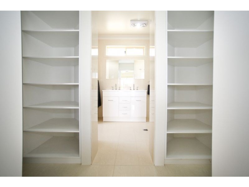 36 Madden Drive, Griffith NSW 2680