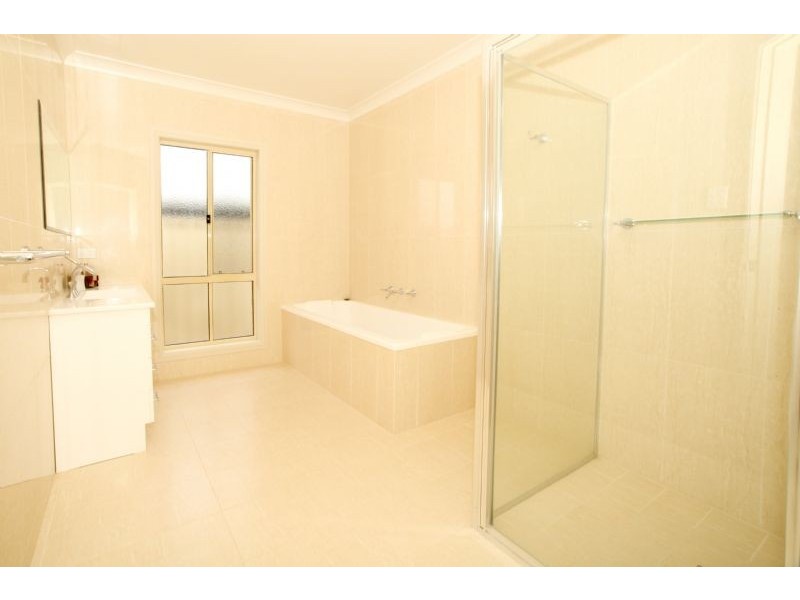 36 Madden Drive, Griffith NSW 2680