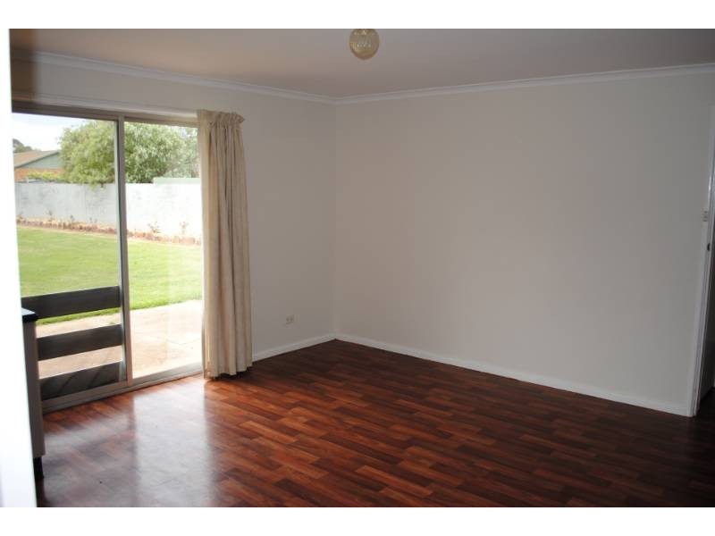 25 School Street, Hanwood NSW 2680